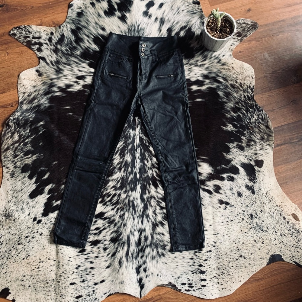 Faux leather Pants